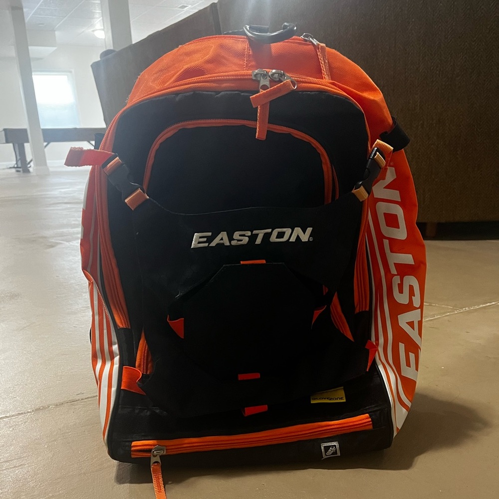 Easton bat pack